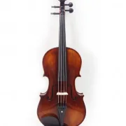 Viola Emma im Sets